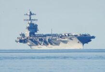 EEUU ordenó que el portaaviones más grande y poderoso del mundo navegue al mar Caribe